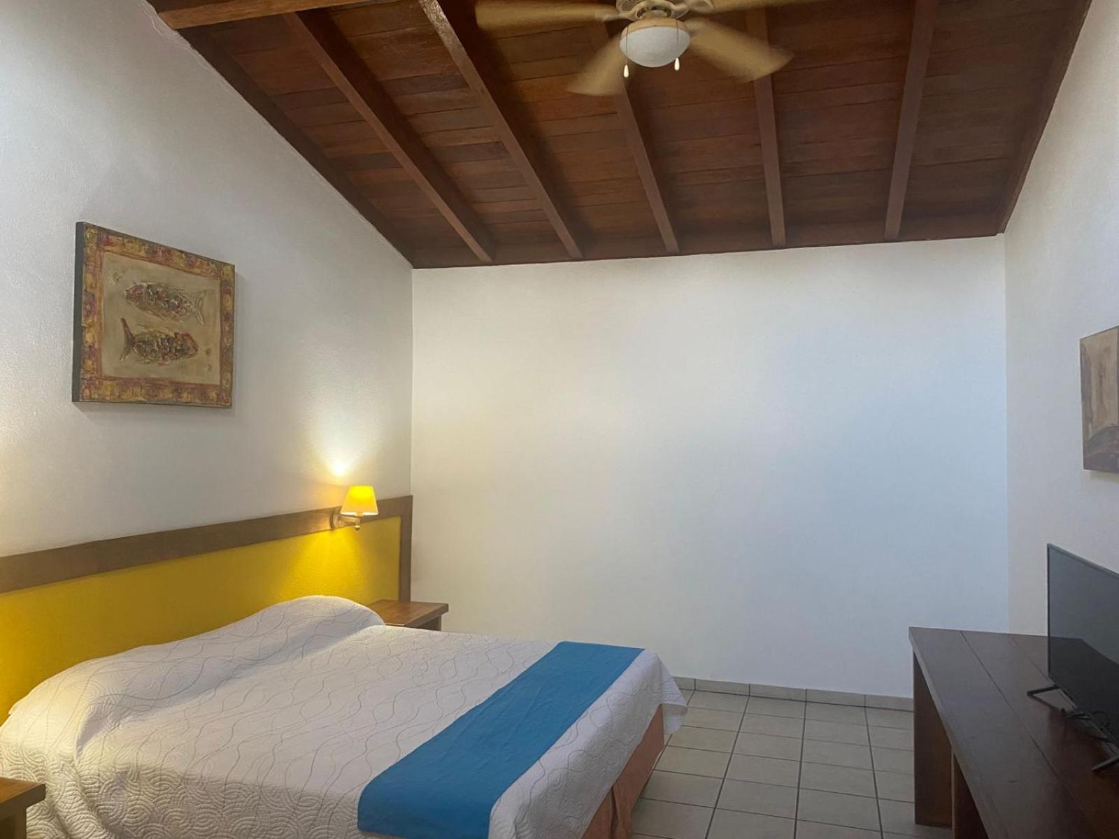 Hotel Pez Vela Manzanillo Exteriér fotografie